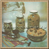 Canning pilaf (pilaf) konzervipari pilaf