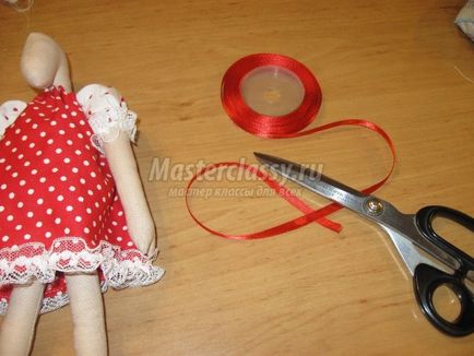 Kecske a kezüket (a kecske, a papír meg a kezét) Kecske saját kezűleg