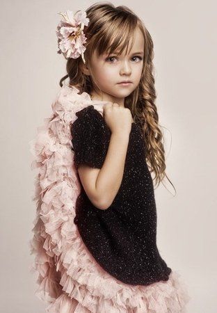 Kristina Pimenova - știri pline de farmec