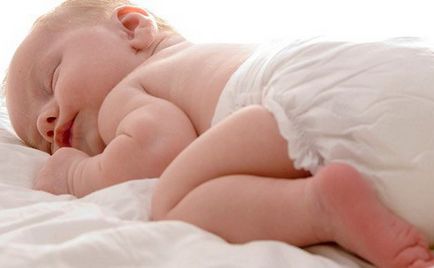 Купання новонародженого - частина розвиваючого догляду за немовлям