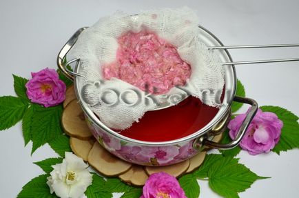 Liquor tea rózsaszirom - a legjobb recept - lépésről lépésre recept fotók, ital