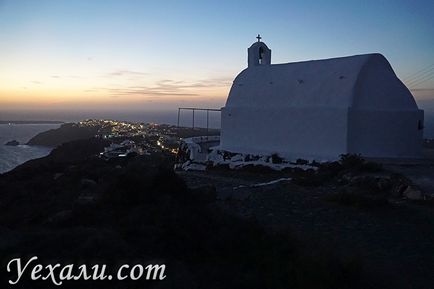 Cele mai bune fotografii ale insulelor Santorini și hoteluri, apusuri de soare și pisici