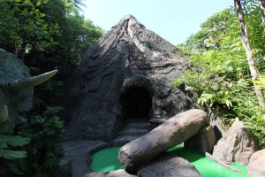Mini-golf dino parc - divertisment în Phuket pentru întreaga fotografie de familie și descrierea cum se ajunge acolo