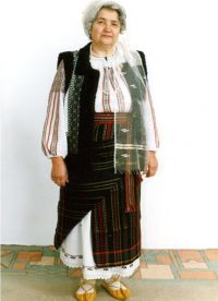 Молдавський народний костюм