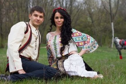 Moldvai népviselet (41 fotó) a férfiak és a nők számára a moldovaiak, történelem