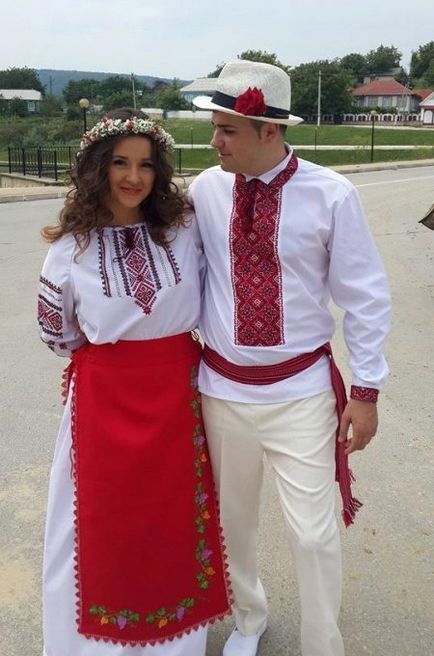 Moldvai népviselet (41 fotó) a férfiak és a nők számára a moldovaiak, történelem