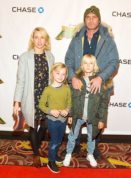 Naomi Watts megmutatta érzékenység a kapcsolatot az ex-férje Liiv Schreiber, hello! Oroszország (Watt) Naomi Watts megmutatta érzékenység a kapcsolatot az ex-férje Liiv Schreiber, hello! Oroszország