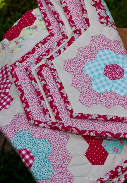 Hihetetlen patchwork! Anélkül tack varrógép (varrás) Hihetetlen patchwork! Anélkül tacking varrógép
