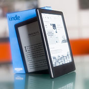 Огляд amazon kindle 8 кращий з недорогих рідерів