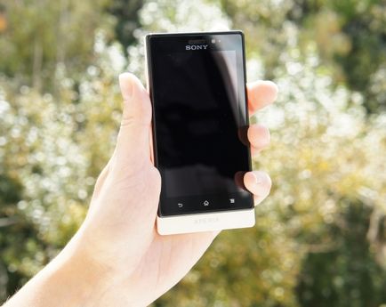 Privire de ansamblu a Android-smartphone Sony xperia sola