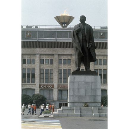 Flacăra olimpică este interesantă! (Foc) Flacăra olimpică este interesantă!