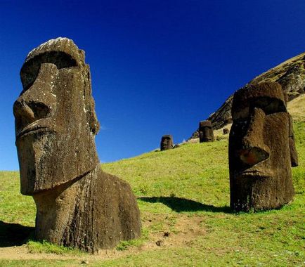 Easter Island szobrok