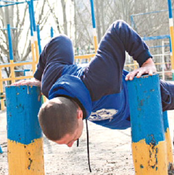 Push-up, és nem csak, mint a jobb - férfi mport portál (Street utca edzés) Push-up, és nem csak, mint a jobb - férfi portál mport