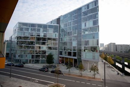 Панорамне скління балкона, лоджії квартири, котеджів, проекти будинків і фасадів