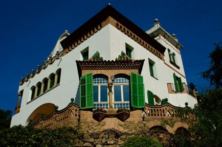 Gaudi Park case de turtă dulce - ghid barcelona tm