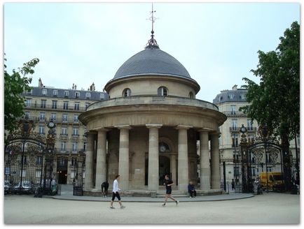 Parcul Monsieur din Paris - toate cele mai interesante despre călătorii și turism