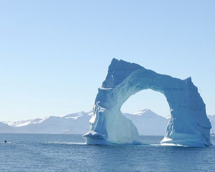De ce icebergs nu se scufunda în apa de mare