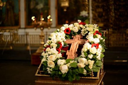 Чому для християн так важливий хрест, православне життя