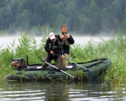 Proprietățile pozitive ale unei barci de cauciuc în timpul pescuitului »