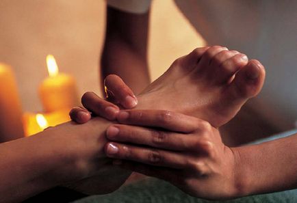 Utilizarea și tehnica efectuării unui masaj de picioare auto-în picioare
