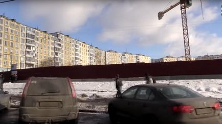 Вижте публикацията - полицаи, за да ни разпръсне страхува