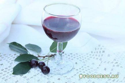 Recept házi meggybor - így ízű „cherry brandy” rubin bor cseresznye