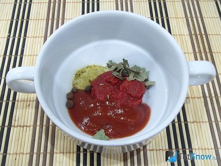Рецепт минтай в томаті на сковороді