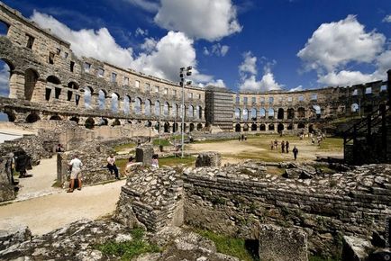 Amfiteatrul roman al orașului Pula