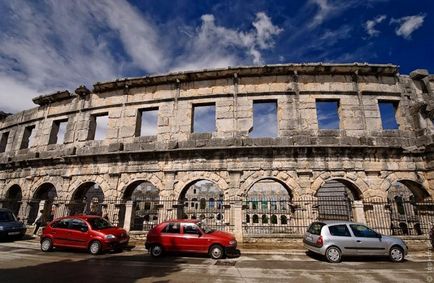 Amfiteatrul roman al orașului Pula