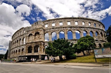 Amfiteatrul roman al orașului Pula