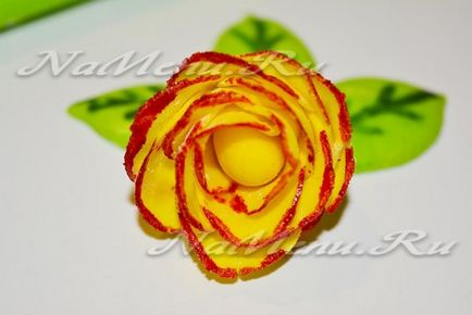 Rose de mastic pentru tort, clasă de master cu fotografie pas-cu-pas