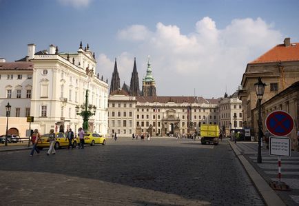 Excursii independente în jurul orașului Praga