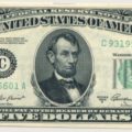 Silver dolar american și istoria sa