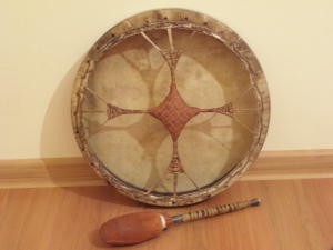Tamburine șamane ale maeștrilor din Rusia