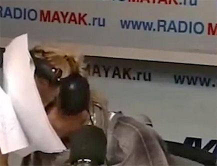 Botrány a „világítótorony” lányom olyan fájdalmasan haldoklik, és csúfoskodnak (élő botrány) Botrány a „világítótorony” lányom olyan fájdalmasan haldoklik, és csúfoskodnak élő