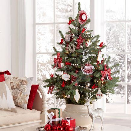 Idei stilate cum să decorezi un pom de Crăciun