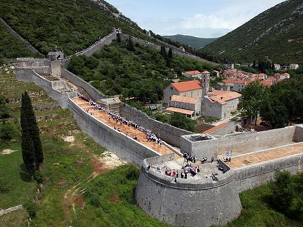 Cetatea Stonensky, Croația)