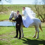Esküvői fotózást lovak, lovaglás Dankov
