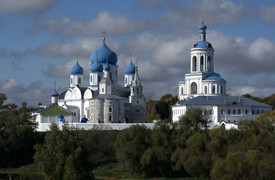 Sfânta Mănăstire Bogolyubsky, Bogolyubovo