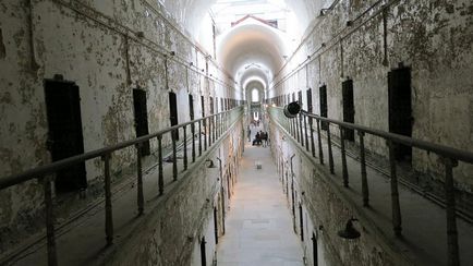 В'язниця Алькатрас, де знаходиться і таємничий втечу