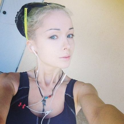 Valeria Lukyanova, cunoscută popular ca o păpușică barbie, sa arătat fără machiaj