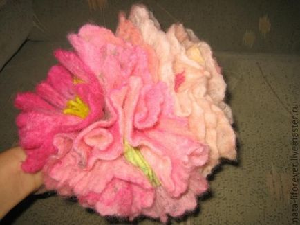 Felting o floare luxuriantă