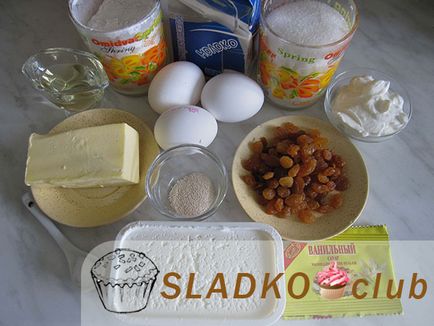 Sajttorta krémsajt élesztőből tésztát a sütőben - a recept egy fotó