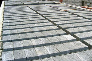 Tipuri și construcții de podele de beton interstorei ale clădirilor rezidențiale