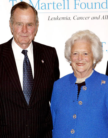 Nepoata bătrânului George Bush și fiul lui Lorraf Rolf s-au căsătorit, o bârfă
