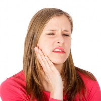 Inflamația gingiilor după extracția dinților decât cea tratată