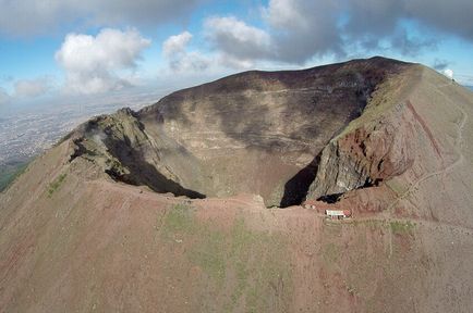 Vulcan Vesuvius, fapte interesante în Italia, erupție, fotografie