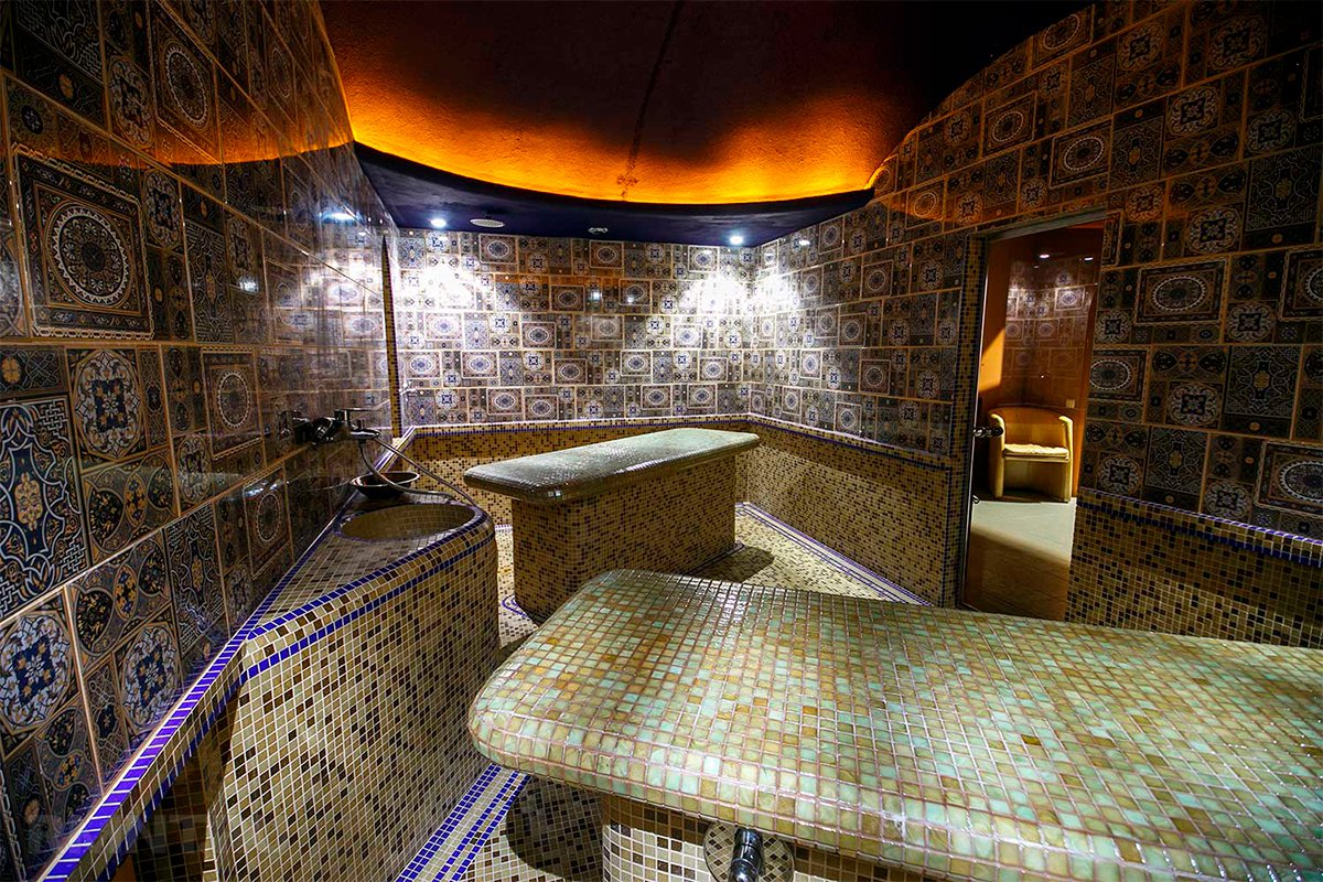 Hamam propriile mâini