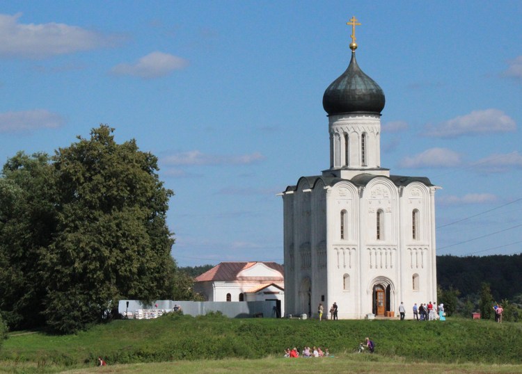 Biserica de mijlocire pe nerv