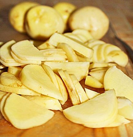 Смажена молода картопля в мультиварці рецепт приготування
